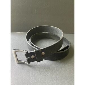 Levi’s Mens Leather Black Adjustable Casual Silver Buckle Size 42” Belt READ